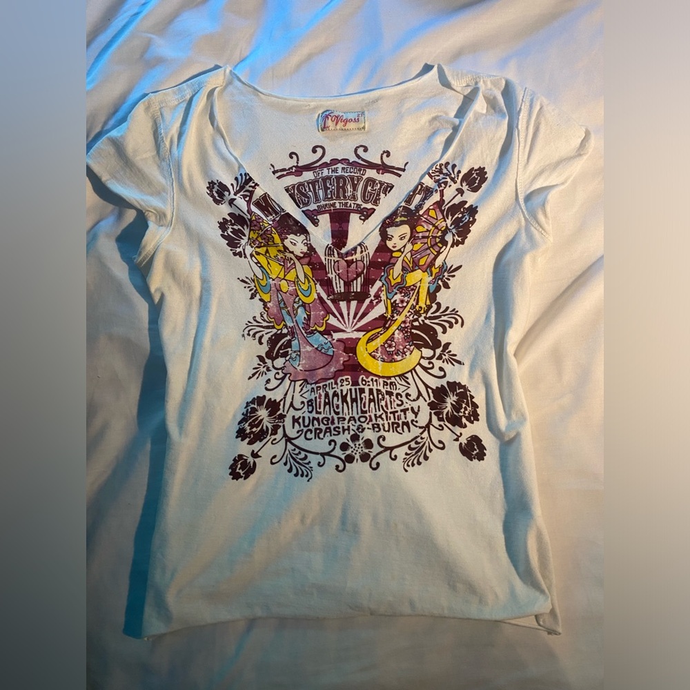 Vigoss Y2K cute woman’s graphic tshirt